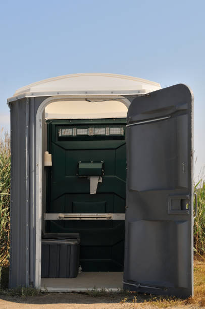 Affordable portable toilet rental in Aurora, TX